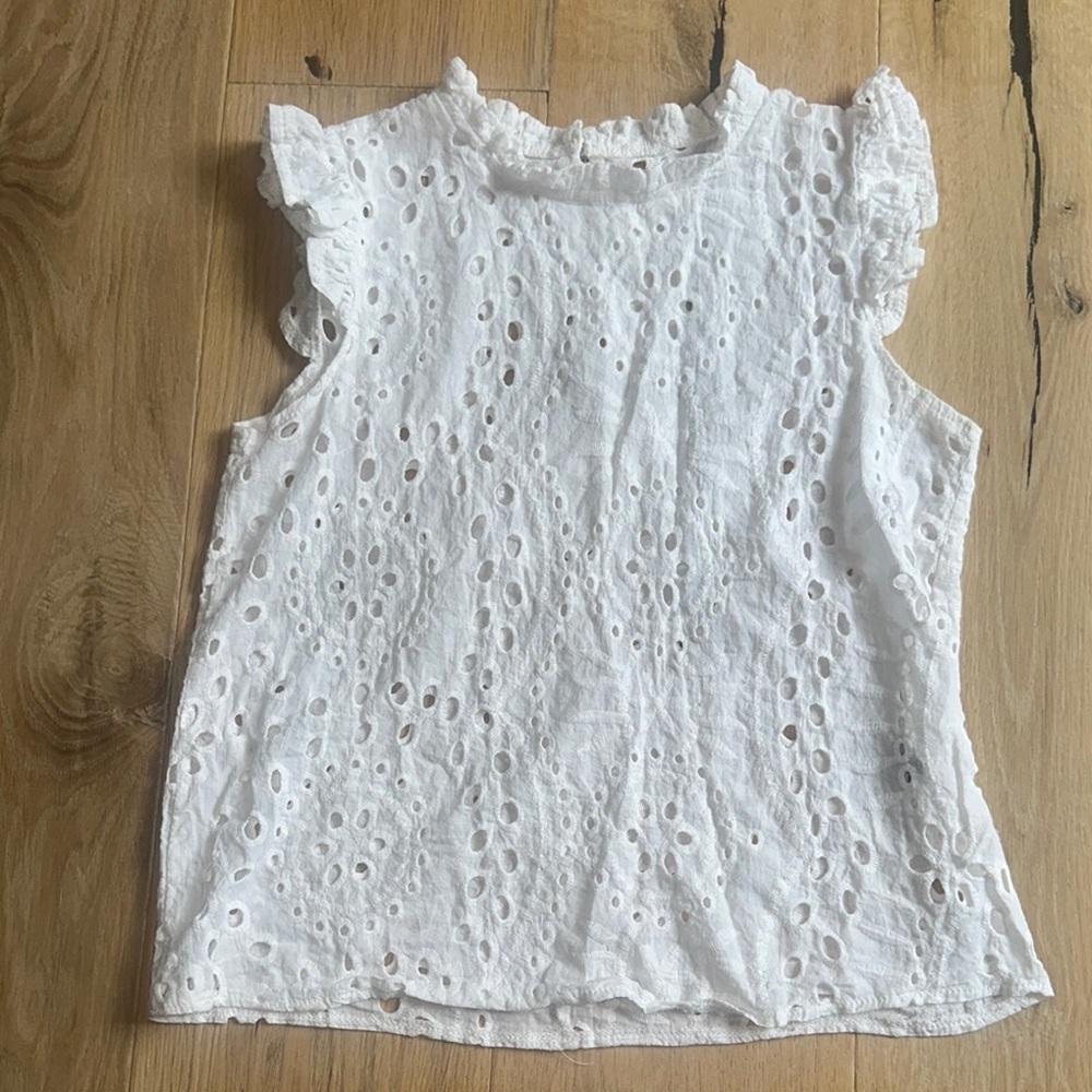 White Eyelet Ruffle Sleeve Top- XS-S